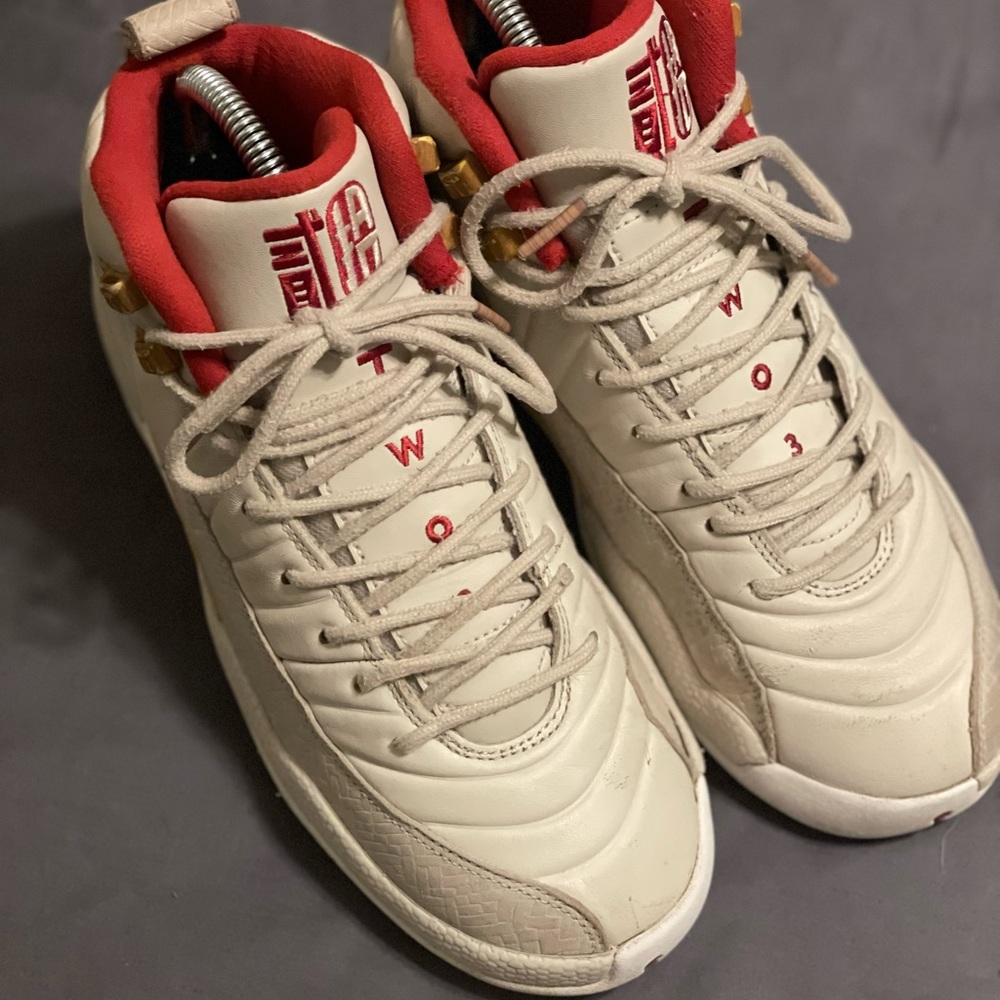 Jordan 12 - Picture 5 of 6